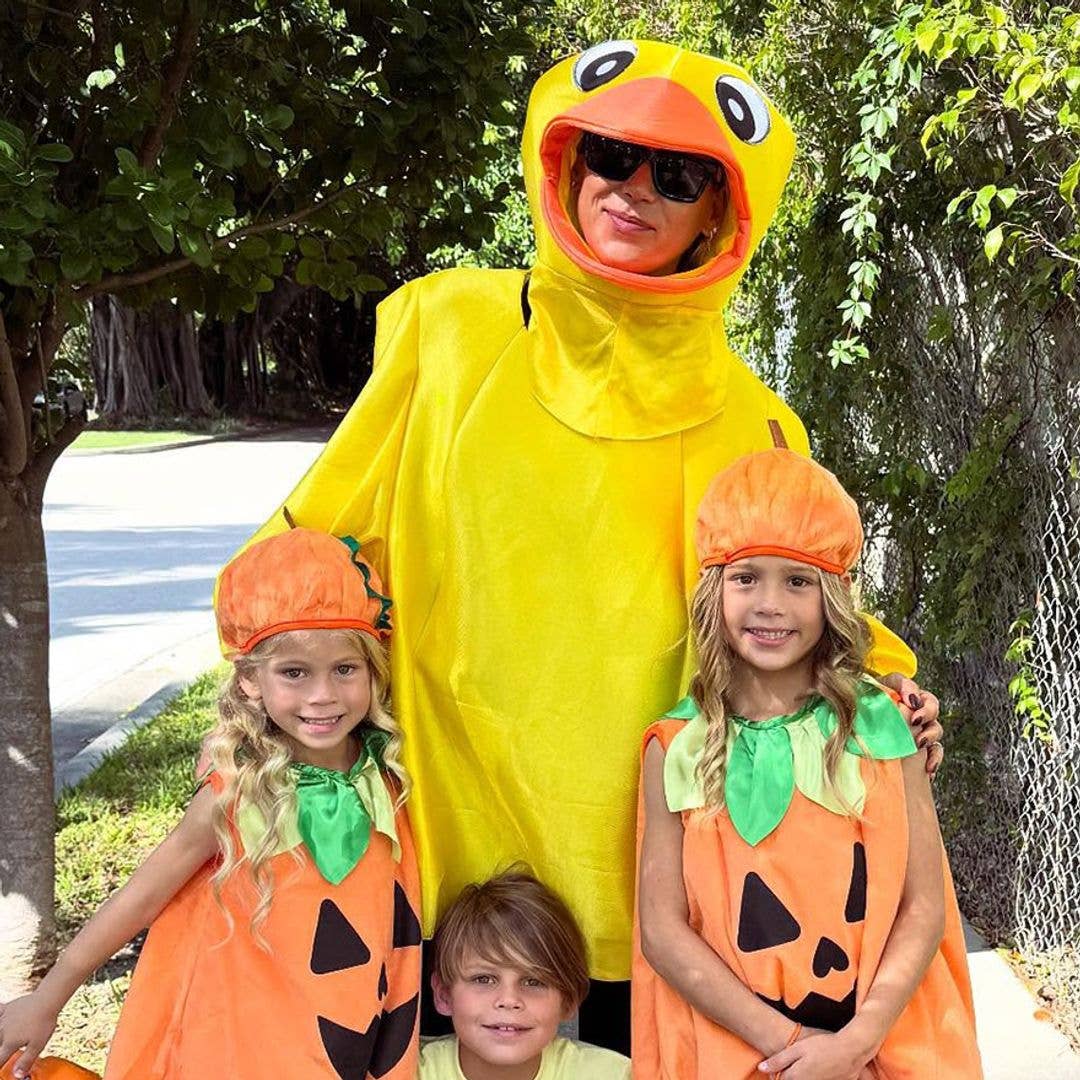 Enrique Iglesias' intimate family life with 4 children and Anna Kournikova