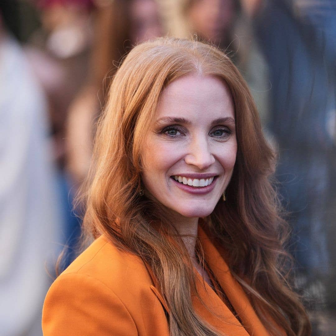 Jessica Chastain debuts statement-making hair transformation