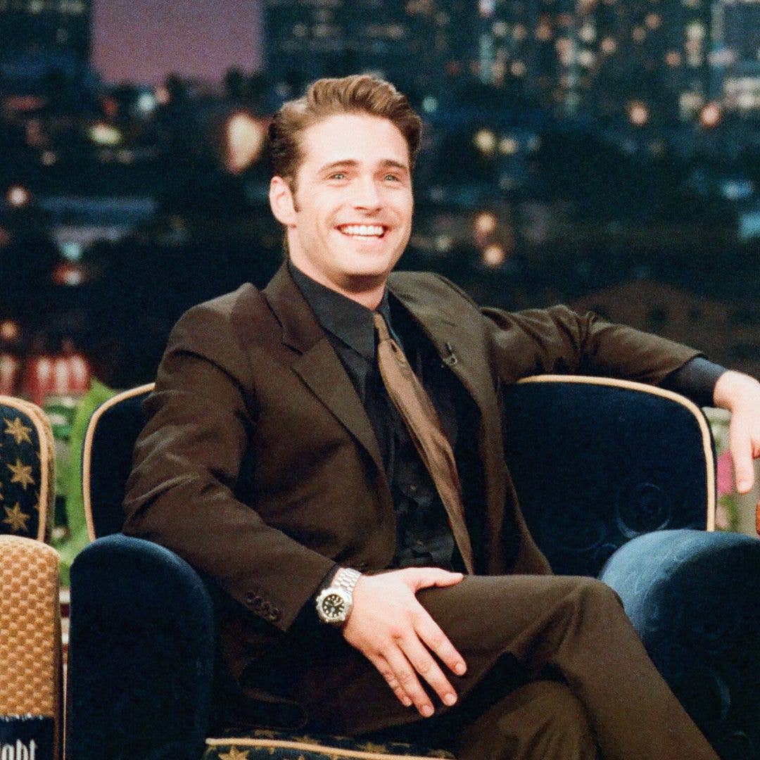 Beverly Hills, 90210 star Jason Priestley is unrecognizable in new video